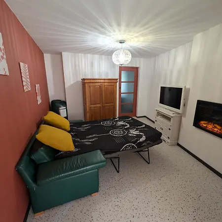 Maison Entiere, 5 Couchages, Avec Grand Espace Salon Cuisine De 80m2 A Quelques Minutes Des Plages De La Dordogne