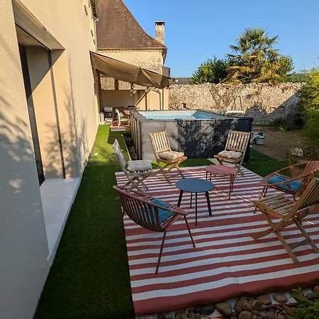 Maison Entiere, 5 Couchages, Avec Grand Espace Salon Cuisine De 80m2 A Quelques Minutes Des Plages De La Dordogne Pinsac