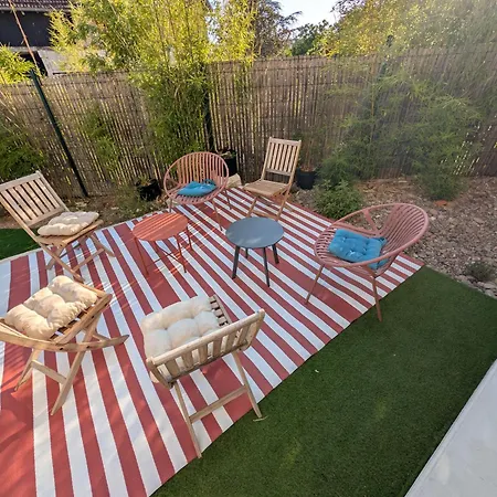 Maison Entiere, 5 Couchages, Avec Grand Espace Salon Cuisine De 80m2 A Quelques Minutes Des Plages De La Dordogne *